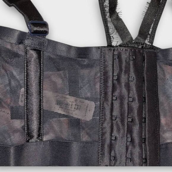 Victorias Secret | Very Sexy Long Line Bralette | Sz Large | Red Black Lace NWT - Picture 4 of 7